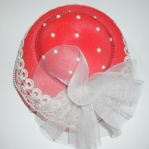 DEBORAH NEW YORK RED AND WHITED PEARL HAT